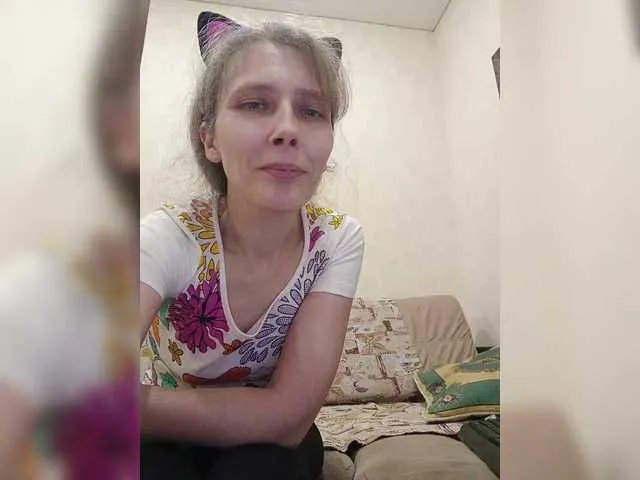 Offline -queen-margo- on BongaCams