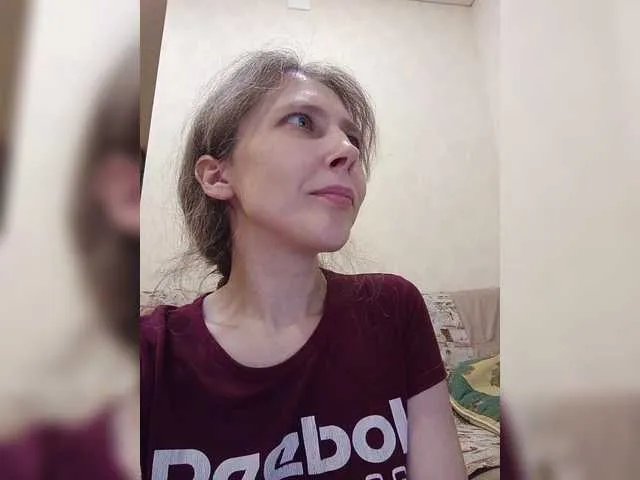 Offline -queen-margo- on BongaCams