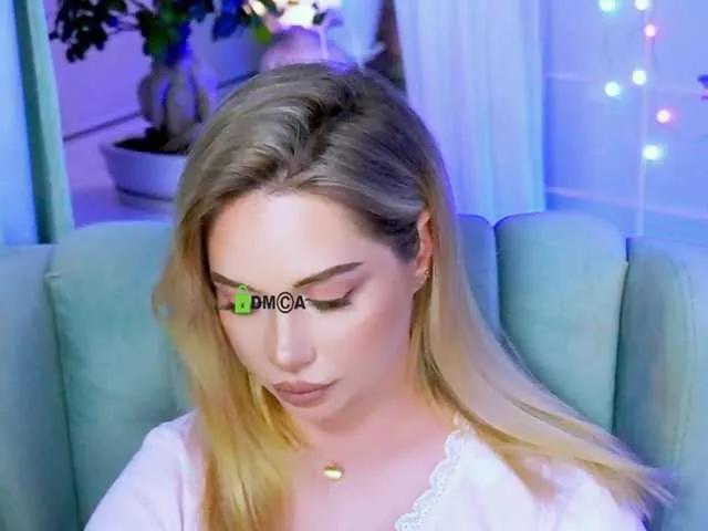 0------0 on BongaCams 