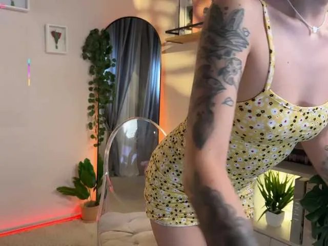 Offline AdriaNochi on BongaCams