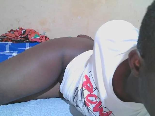 african-pussy1 — Freechat on BongaCams