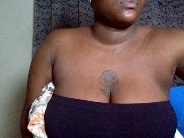 Freechat AfroBooty on BongaCams