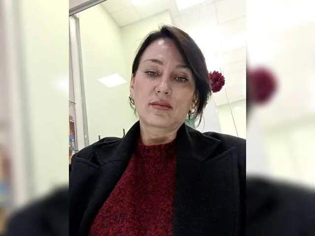 Offline Agnes7700 on BongaCams