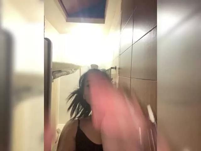 Offline aleksandra-lis-1998 on BongaCams