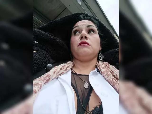 Freechat AlexaBrown12 on BongaCams