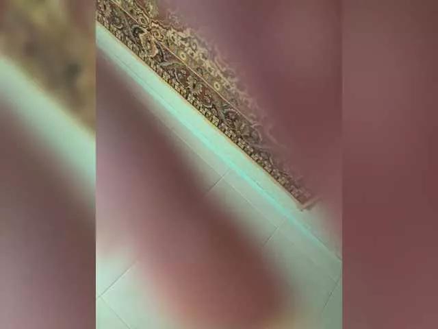 Offline Alexxxs2704 on BongaCams