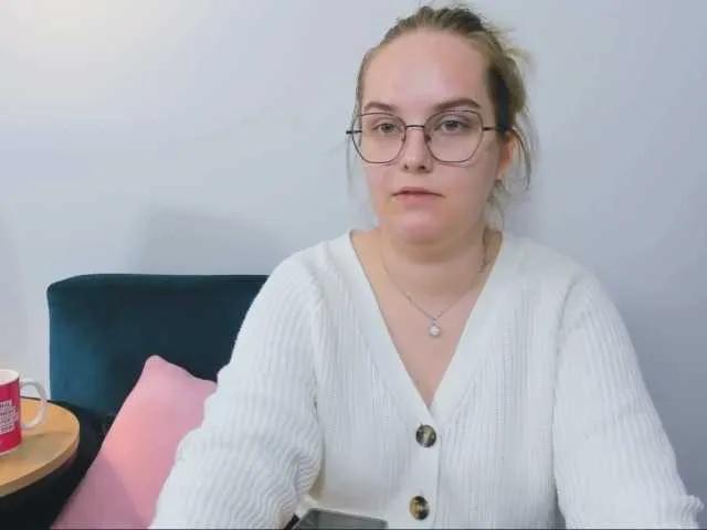 Freechat AlicePretty69 on BongaCams