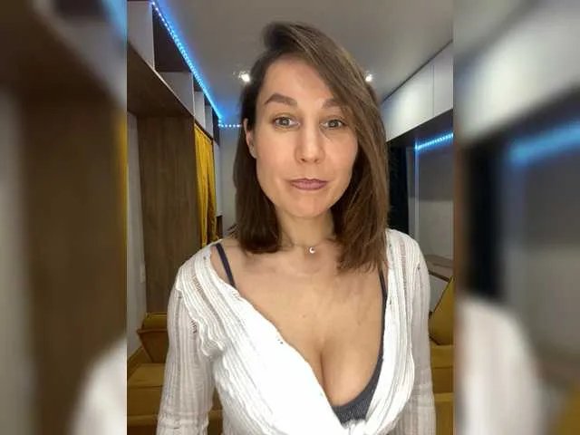 Offline AliceShu on BongaCams