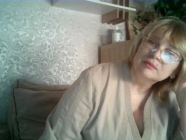 Offline alina-malina6 on BongaCams