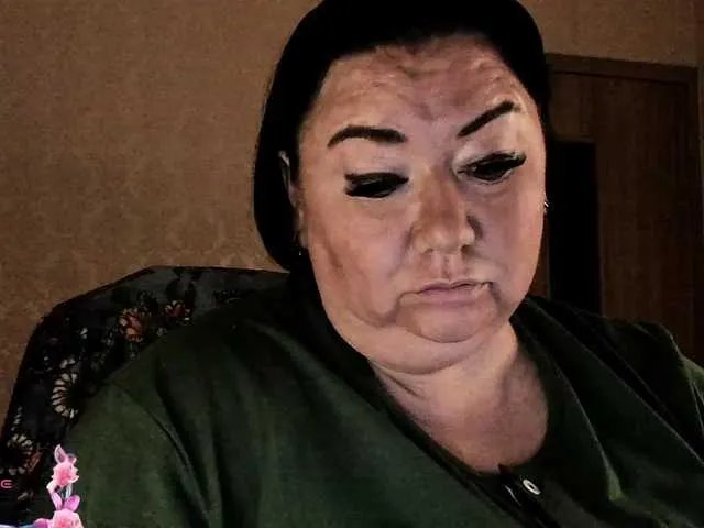 Offline Alinahott1 on BongaCams