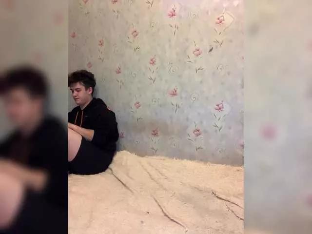 Offline alyavass1 on BongaCams