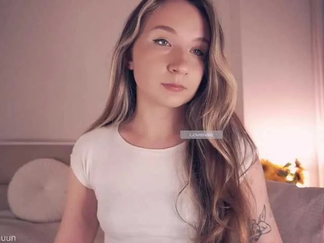 Offline AlytheAmore on BongaCams
