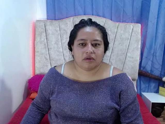 Offline AMARAA17 on BongaCams