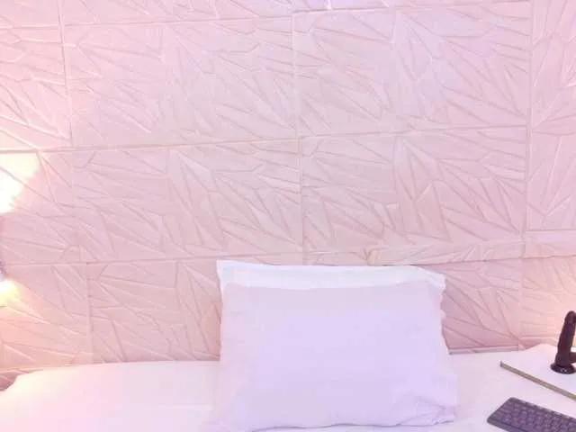 Offline amarantha-love18 on BongaCams