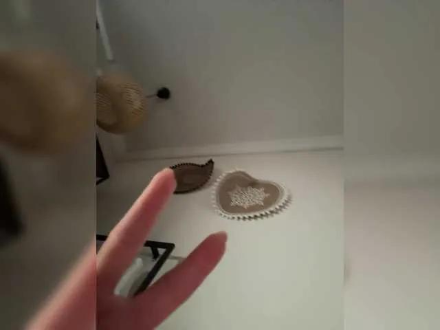 Offline Amarulla on BongaCams