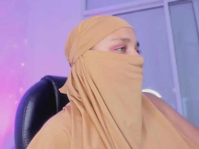 Offline amila-hagda on BongaCams