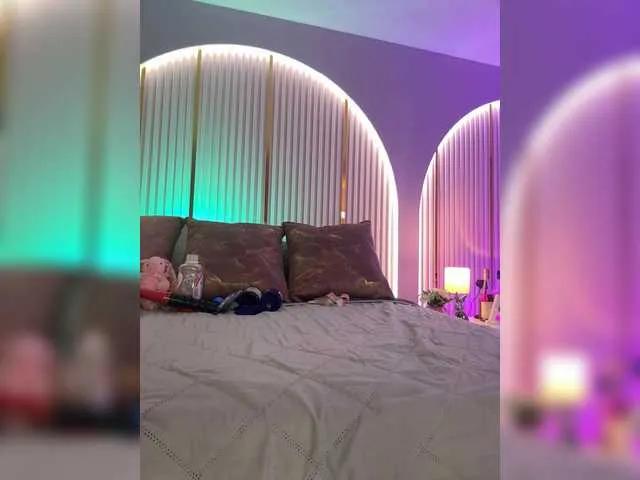 BongaCams AmyBunnyy is Freechat AmyBunnyy — I like to exhibit myself on camera and have fun to orgasm and lots of squirt. Join to my community of sinners. The communication wont be a problem. If you make me cum, dont stop; I love to push myself to the limit. I enjoy be a mistress but I...