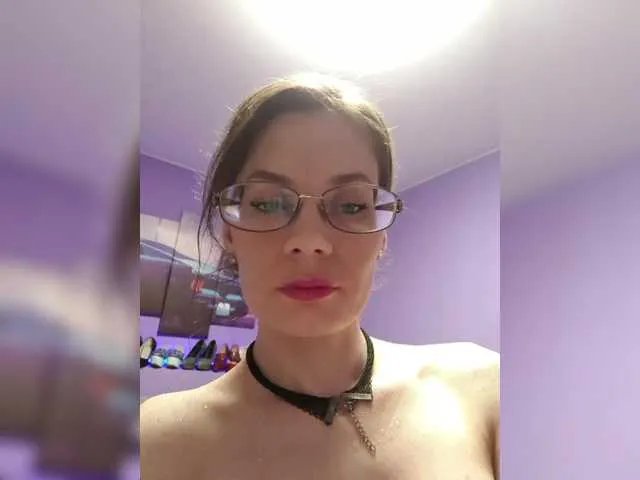 Offline analiMilana on BongaCams