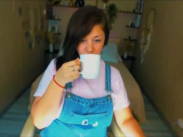 Offline AnaMills on BongaCams