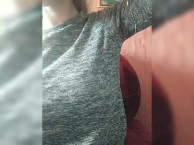 Offline Angelinamik on BongaCams