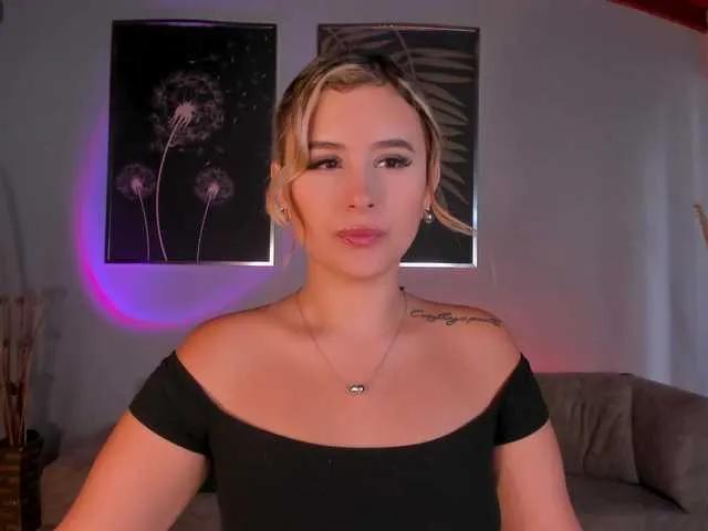 Offline AnnaBrooks on BongaCams