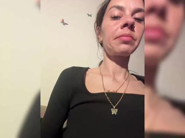 Freechat antoniakisss1 on BongaCams