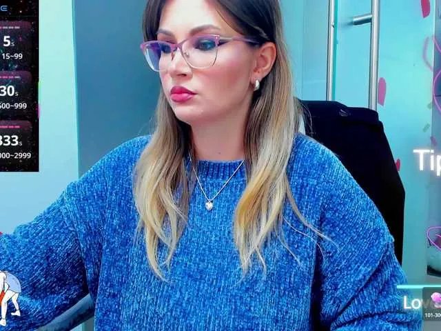 Freechat anyarosses on BongaCams