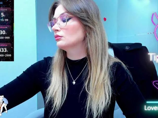 Freechat anyarosses on BongaCams