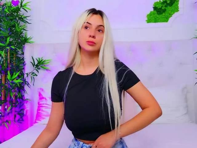 AriannaSins on BongaCams 