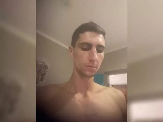 Freechat ArtYlaa on BongaCams