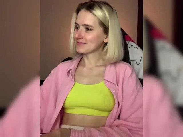 Offline Asya-baby on BongaCams