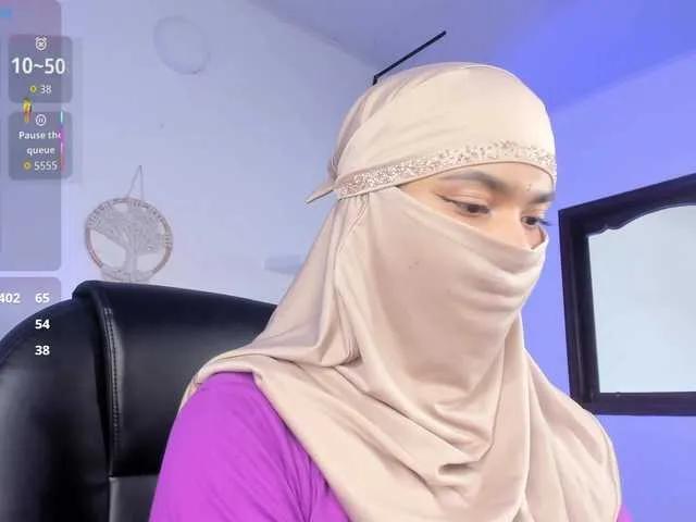 Aura-cuutee on BongaCams 