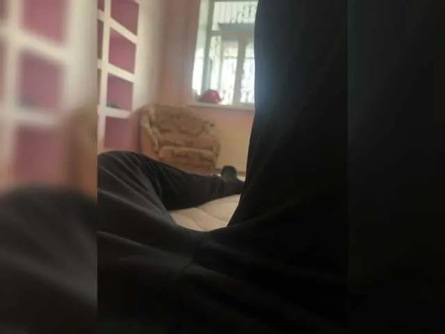 Offline Avrora09 on BongaCams