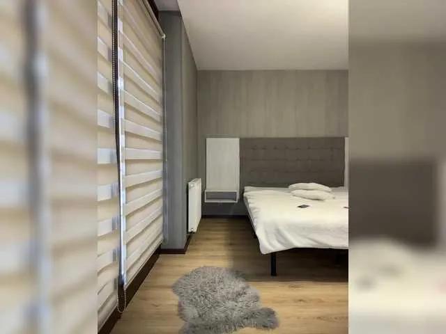 Freechat BabyDarii on BongaCams