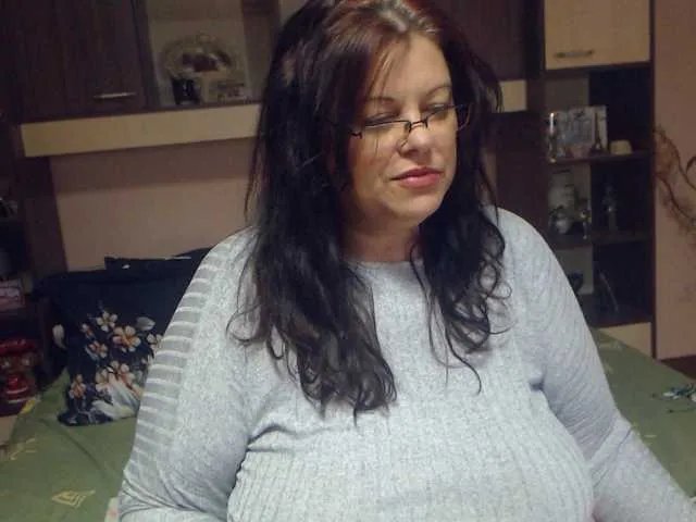 Offline BeautifulDrea on BongaCams