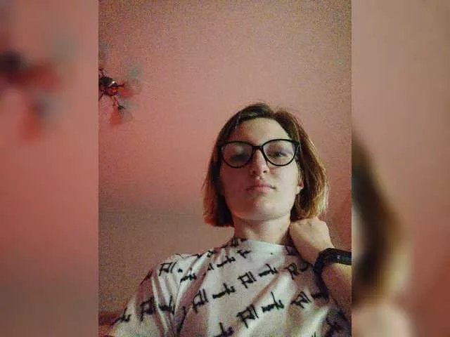 Offline BeautyDKriss on BongaCams