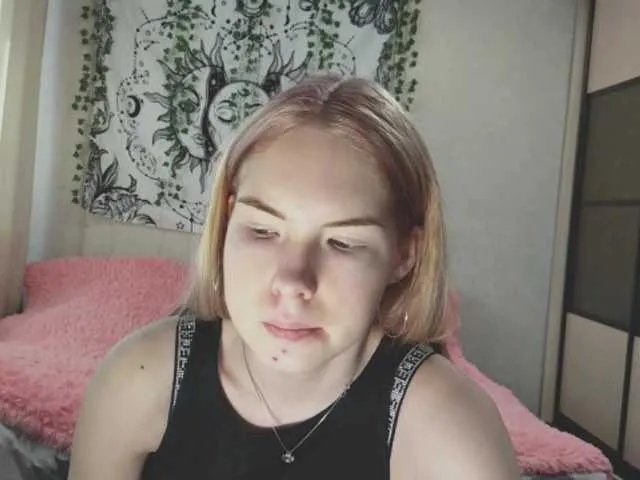 Offline BeckiGavidia on BongaCams