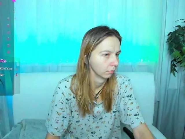 Offline Beellami on BongaCams