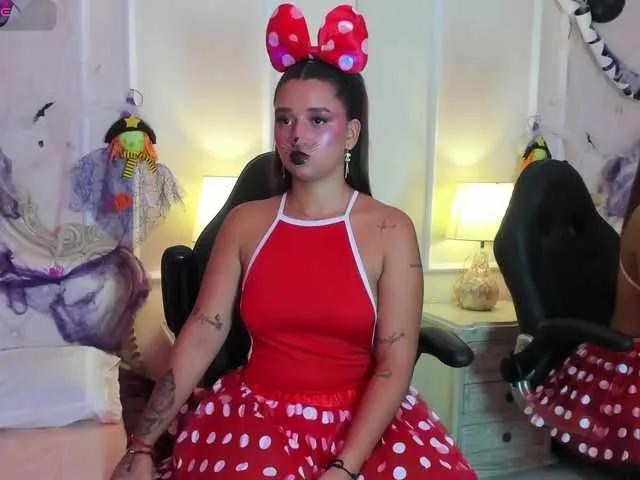 BongaCams BelaJones is Freechat BelaJones — I'm the kind of girl who enjoys the sound of pleasure, the thrill of a slow tease, and the electric touch of lips on my nips. I might blush when you talk dirty, but I won't ask you to stop.