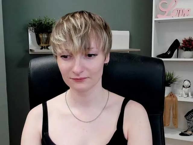 Freechat BlairPlay on BongaCams