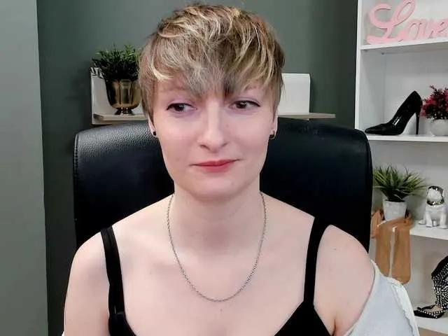 Freechat BlairPlay on BongaCams