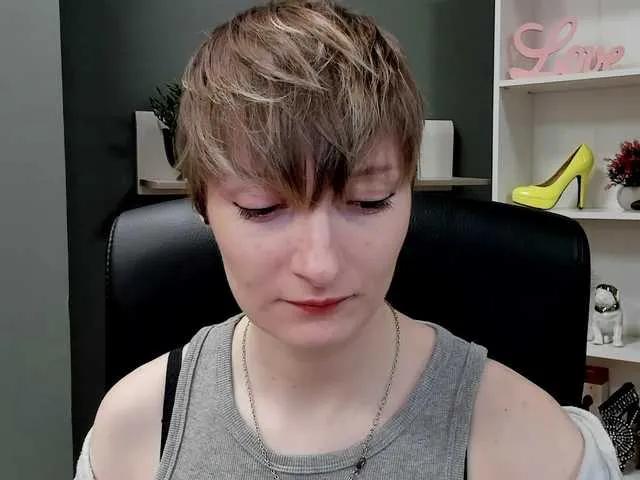 Freechat BlairPlay on BongaCams