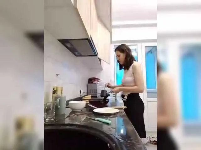 Offline Bogina2 on BongaCams