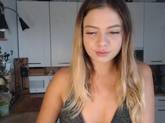 Offline BuffyFire on BongaCams