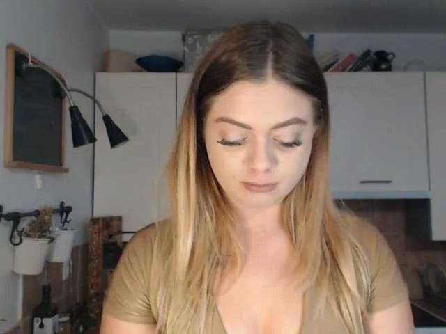 Offline BuffyFire on BongaCams