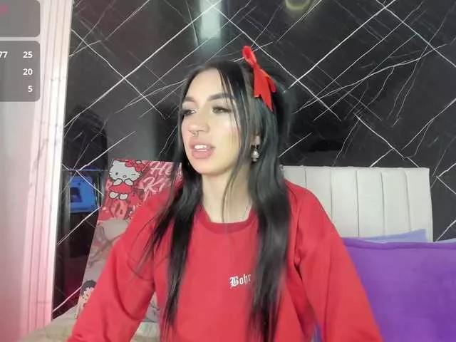 Offline candy-leila on BongaCams