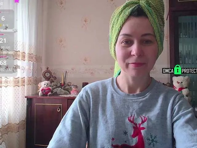 caroliiine — Hello! As soon as you see Caroliiine, your heart will start beating in your pants) Happy ejaculation to you! I'm saving up for a gold bracelet as a New Year's gift.  @total  - collected @sofar, until the end  @remain 