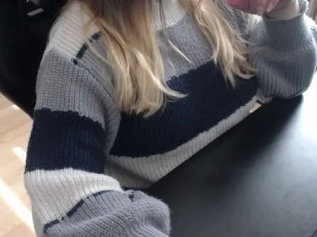 Offline Celina-Rose on BongaCams