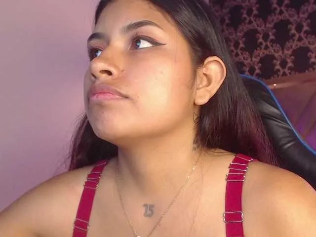 Offline ChantalPetit on BongaCams