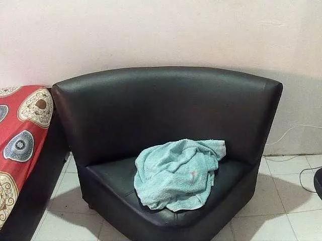 Offline charrysexy on BongaCams